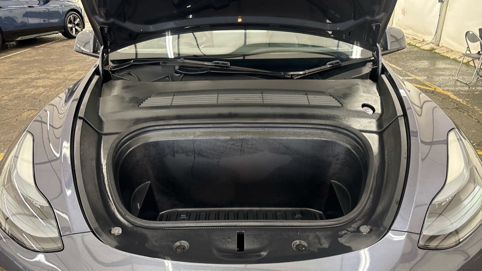 TESLA MODEL Y HATCHBACK Long Range AWD 5dr Auto