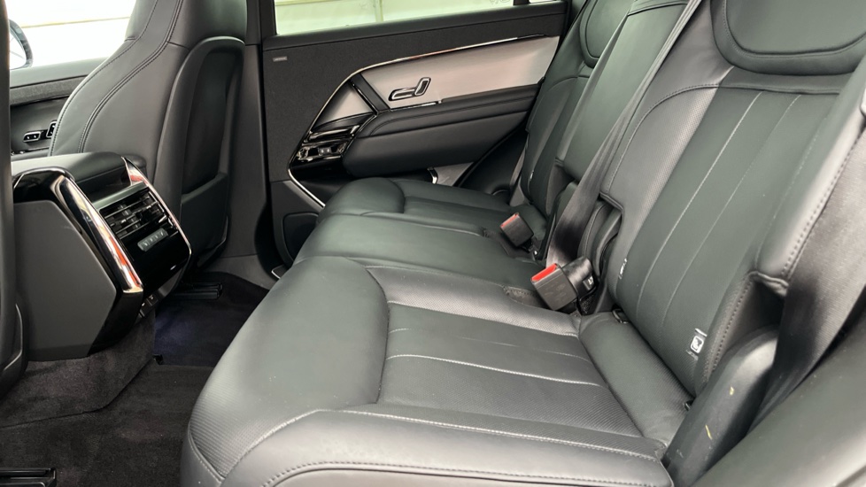 LAND ROVER RANGE ROVER SPORT ESTATE 3.0 P440e Dynamic SE 5dr Auto