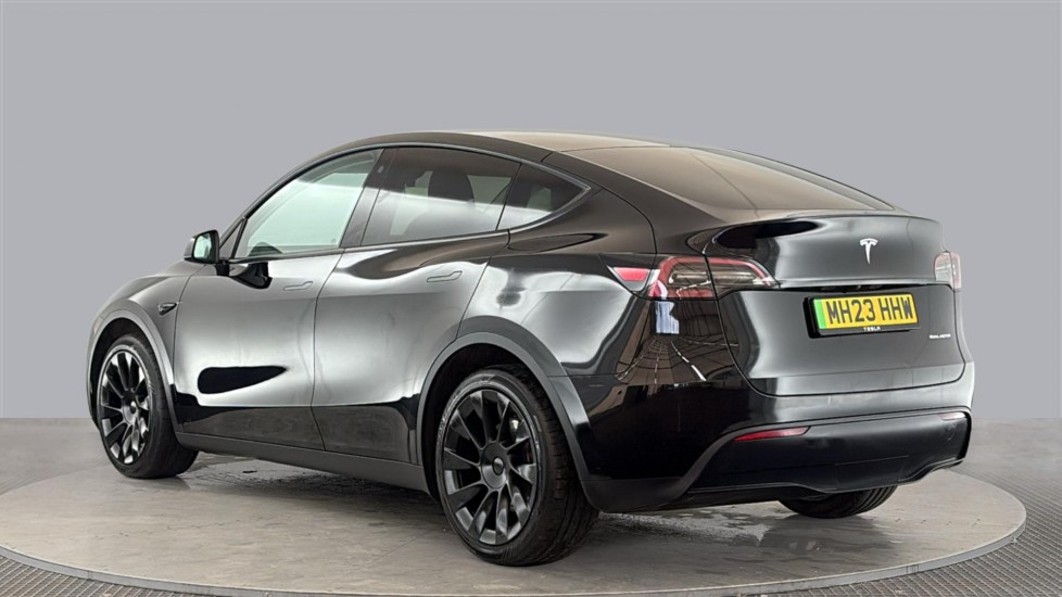 TESLA MODEL Y Image 3