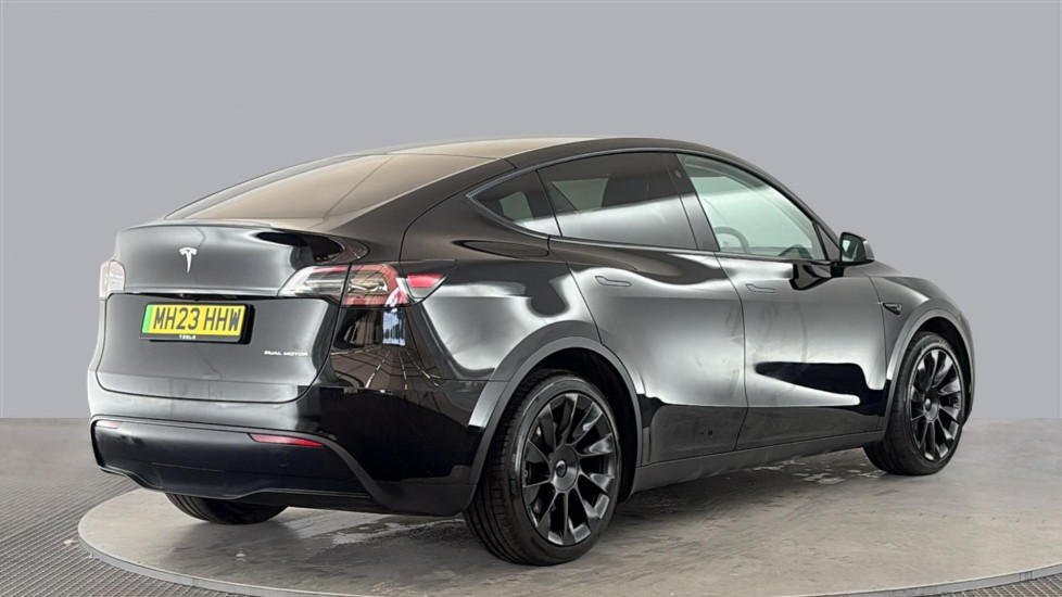 TESLA MODEL Y Image 5