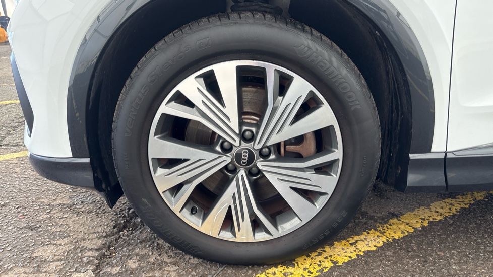 AUDI Q4 E-TRON SPORTBACK 150kW 40 82kWh Sport 5dr Auto
