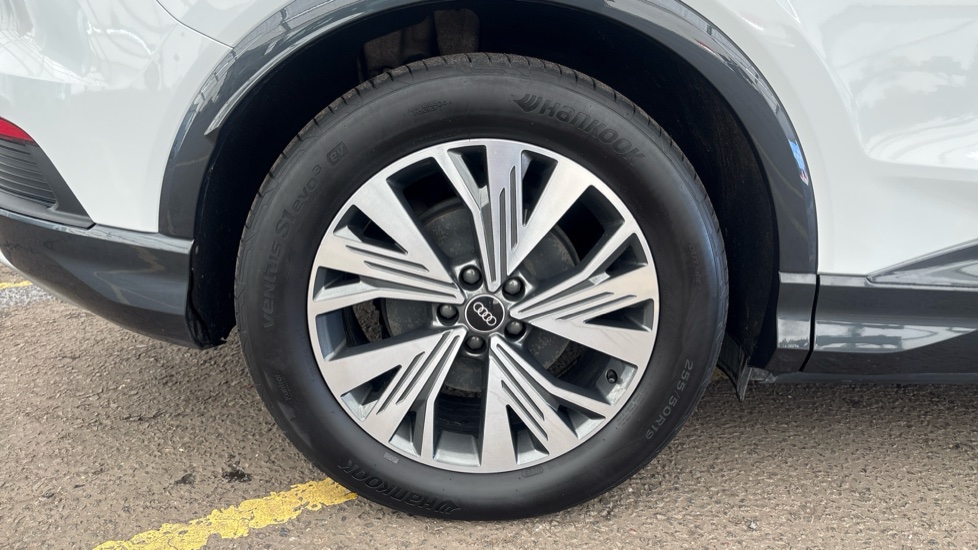 AUDI Q4 E-TRON SPORTBACK 150kW 40 82kWh Sport 5dr Auto