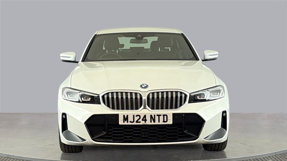 BMW 3 SERIES Image 8