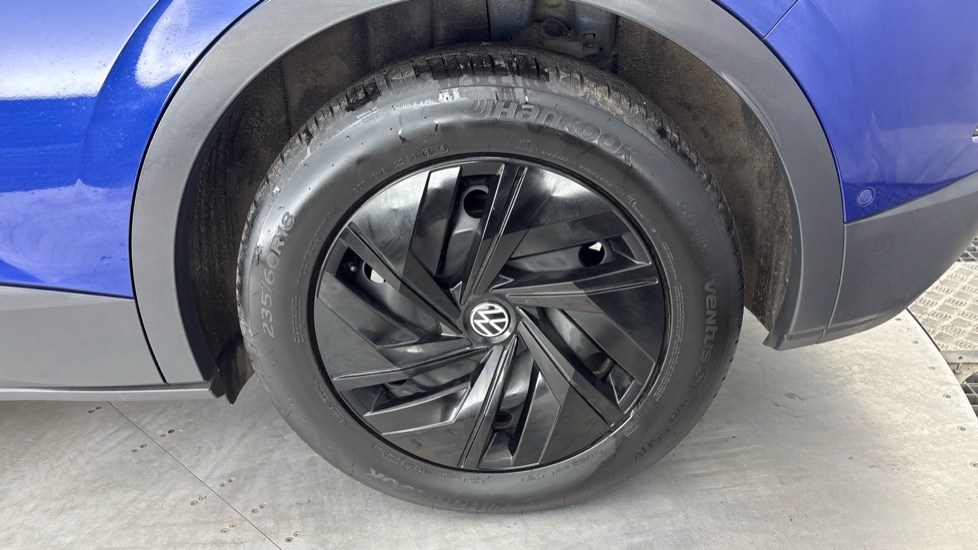 VOLKSWAGEN ID.4 Image 18
