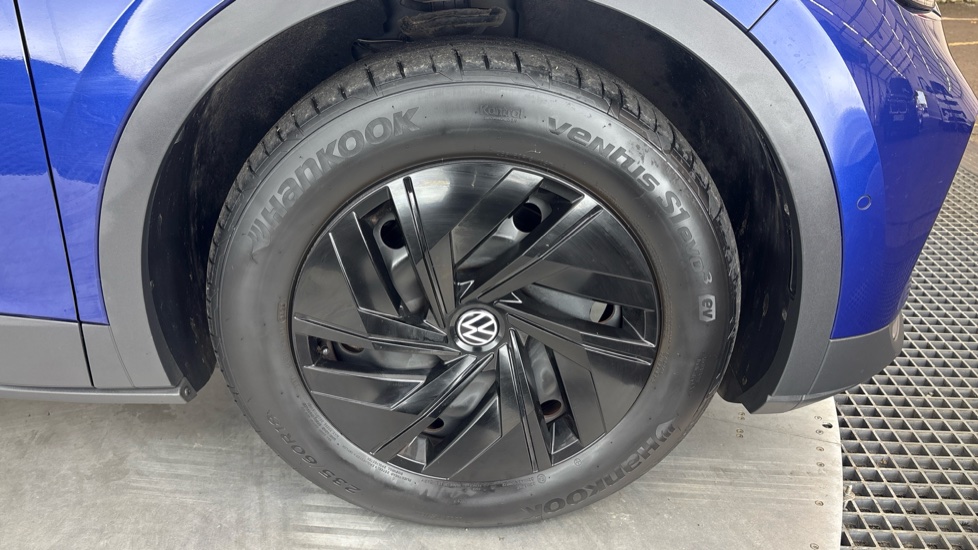 VOLKSWAGEN ID.4 Image 20