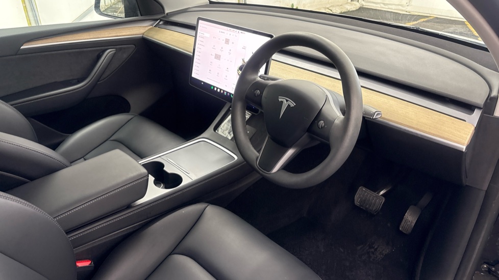 TESLA MODEL Y HATCHBACK Long Range AWD 5dr Auto
