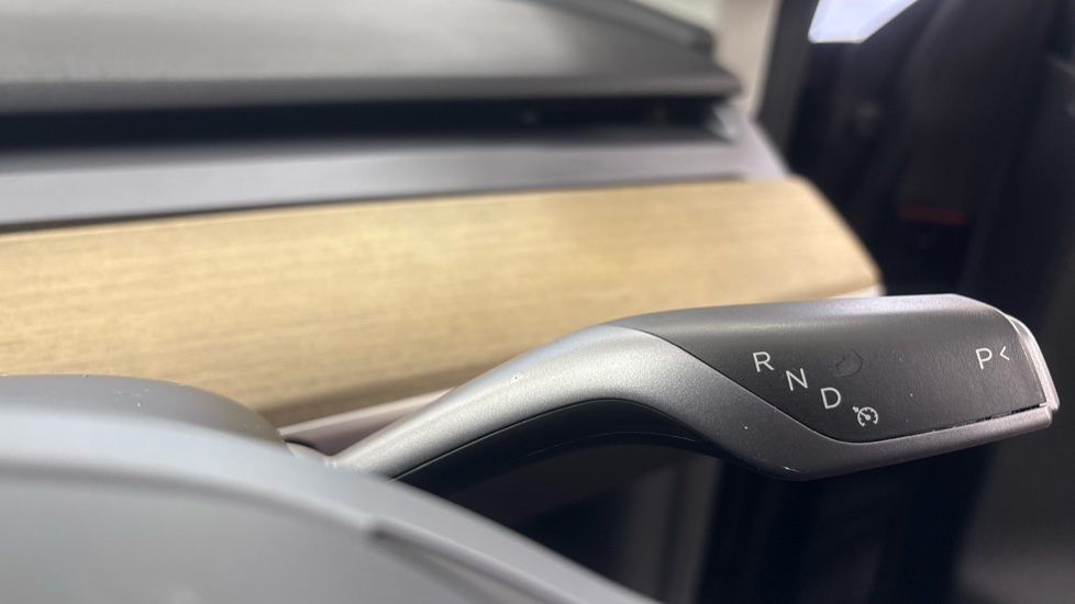 TESLA MODEL Y HATCHBACK Long Range AWD 5dr Auto