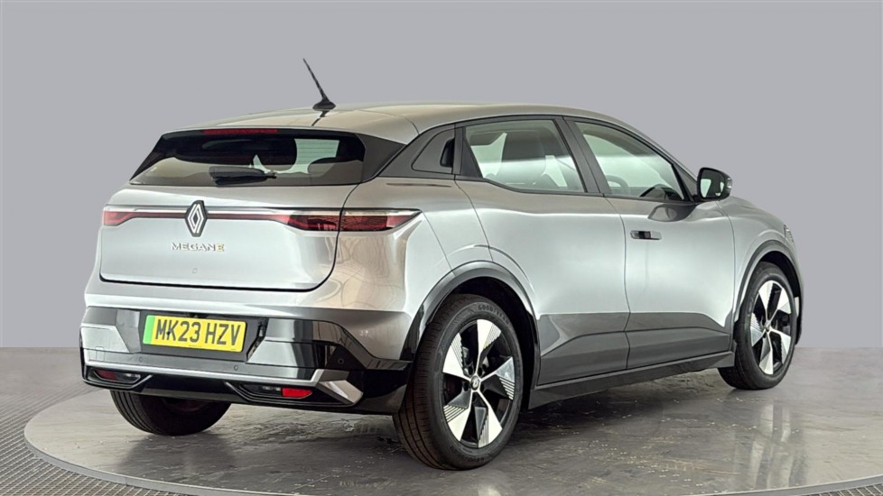 RENAULT MEGANE E-TECH Image 5