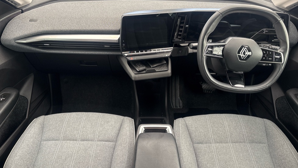 RENAULT MEGANE E-TECH Image 11