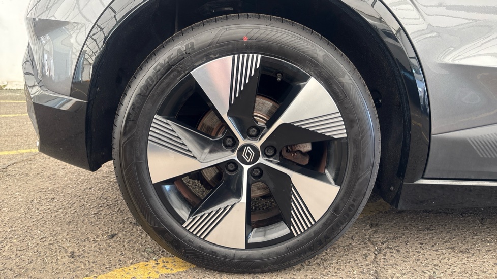 RENAULT MEGANE E-TECH Image 19