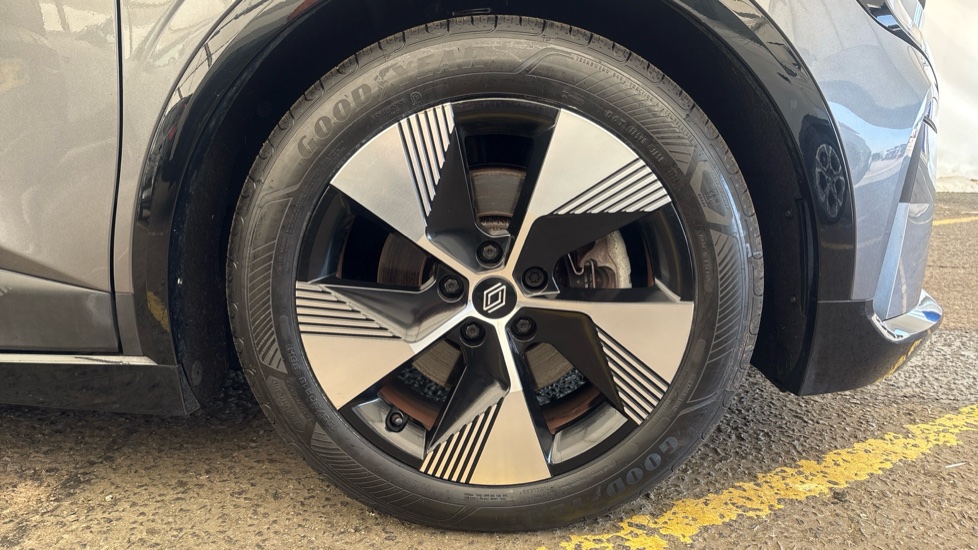 RENAULT MEGANE E-TECH Image 20
