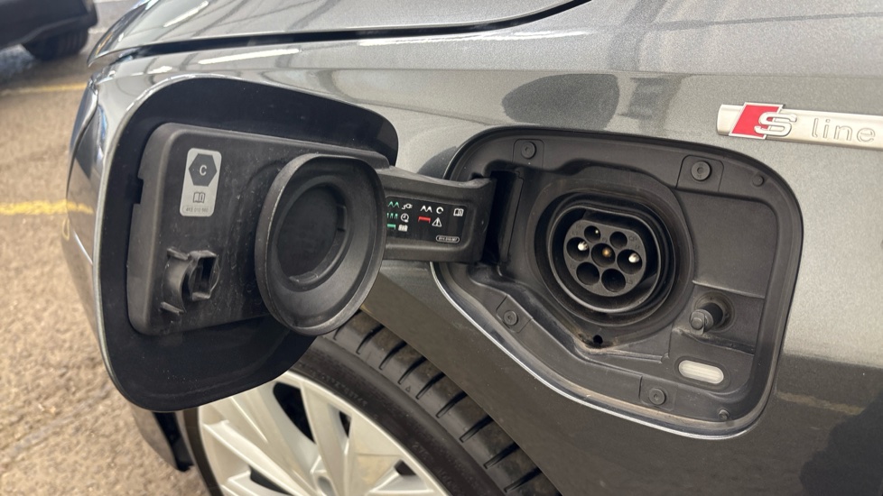 AUDI A3 Image 21