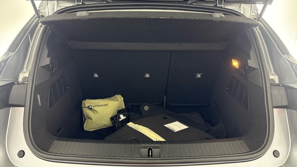 RENAULT MEGANE E-TECH HATCHBACK EV60 160kW Equilibre 60kWh Optimum Charge 5dr Auto