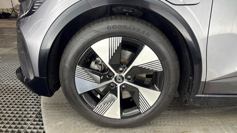 RENAULT MEGANE E-TECH HATCHBACK EV60 160kW Equilibre 60kWh Optimum Charge 5dr Auto