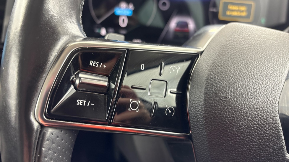 RENAULT MEGANE E-TECH HATCHBACK EV60 160kW Equilibre 60kWh Optimum Charge 5dr Auto