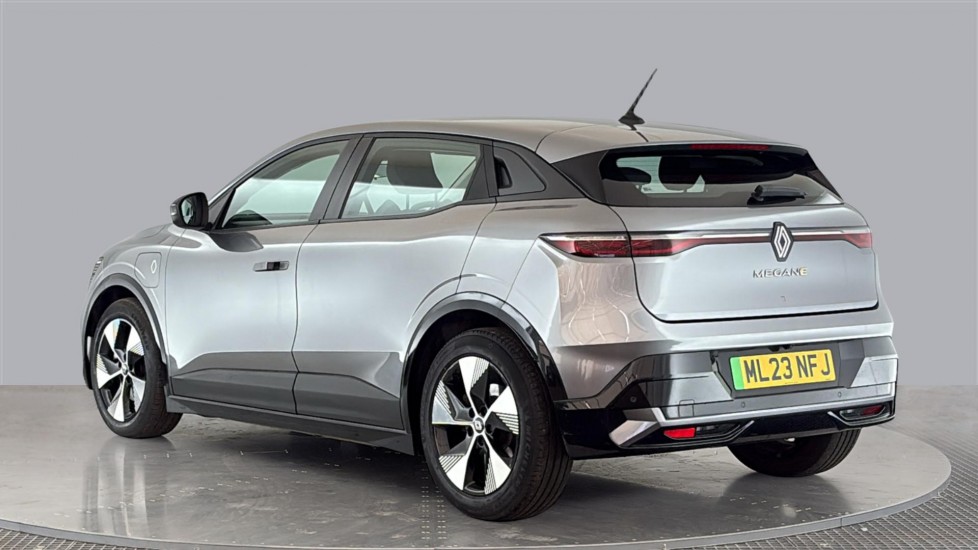 RENAULT MEGANE E-TECH Image 3