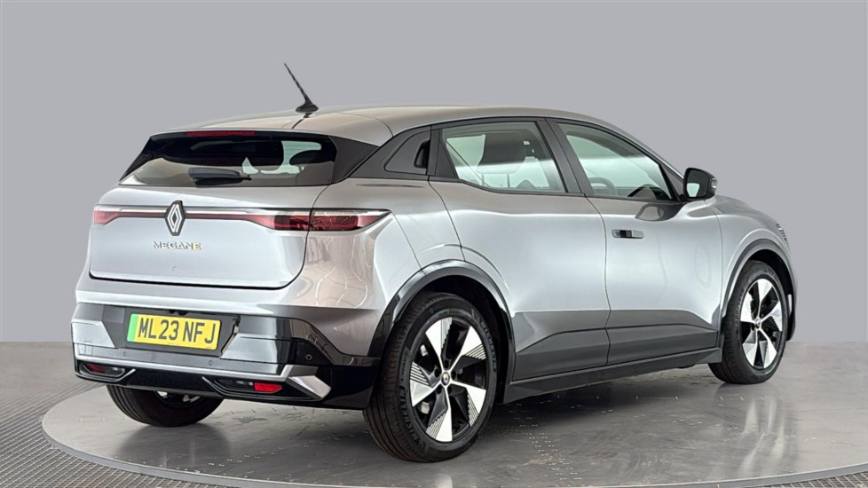 RENAULT MEGANE E-TECH Image 5