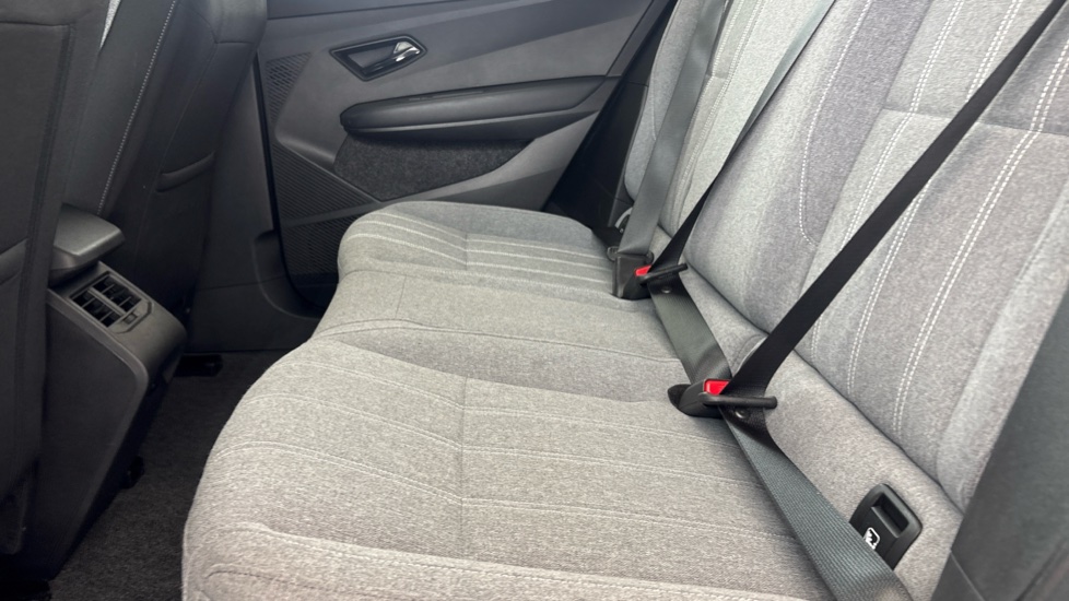 RENAULT MEGANE E-TECH Image 14