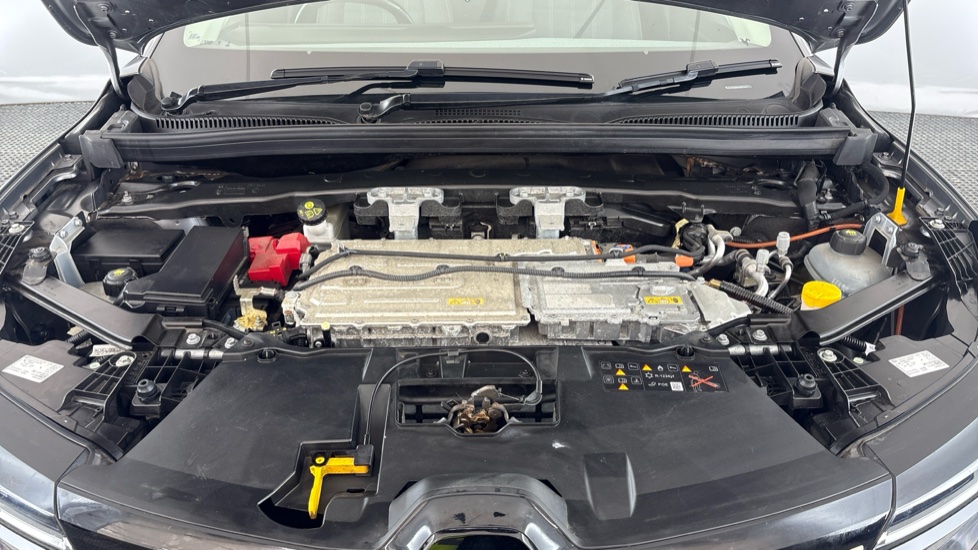 RENAULT MEGANE E-TECH Image 16
