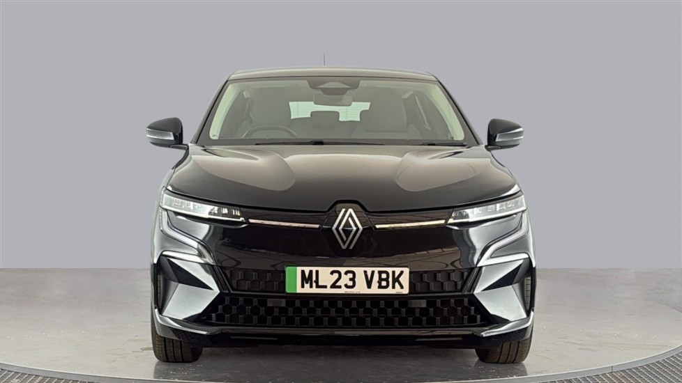 RENAULT MEGANE E-TECH Image 8