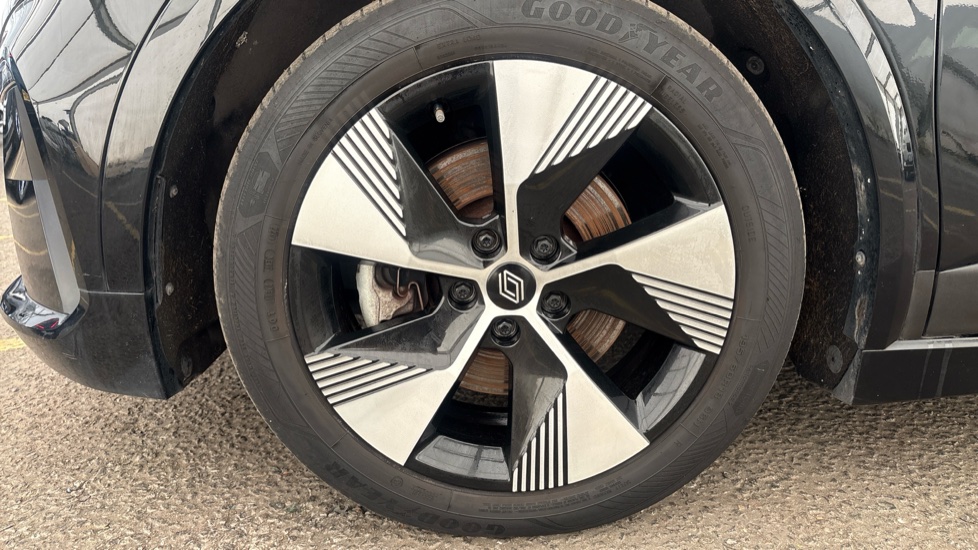 RENAULT MEGANE E-TECH Image 17