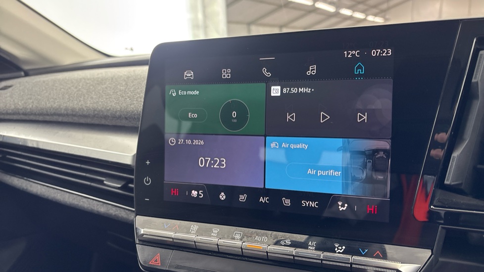 RENAULT MEGANE E-TECH HATCHBACK EV60 160kW Equilibre 60kWh Optimum Charge 5dr Auto