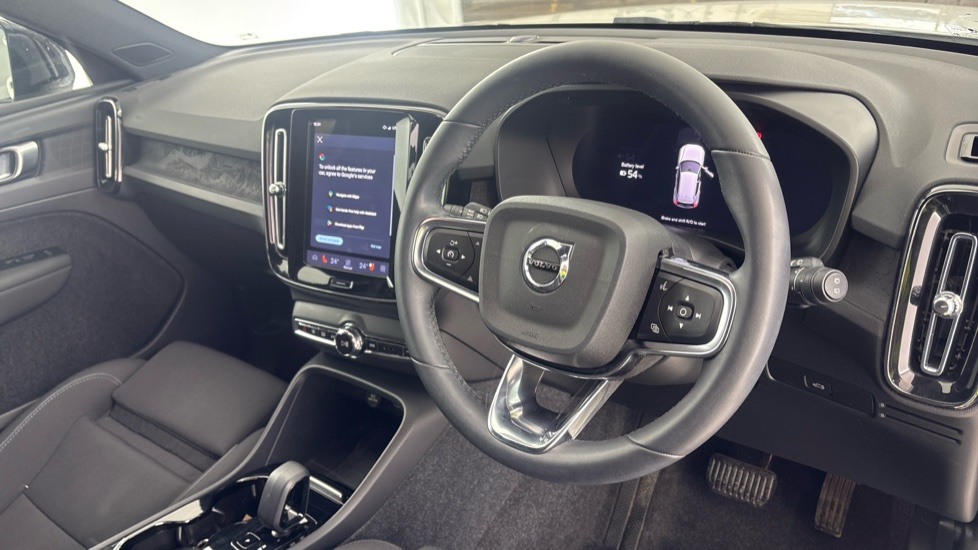 VOLVO XC40 ELECTRIC ESTATE 170kW Recharge Plus 69kWh 5dr Auto