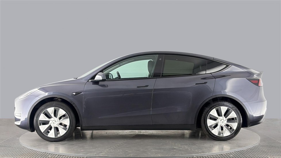 TESLA MODEL Y Image 2