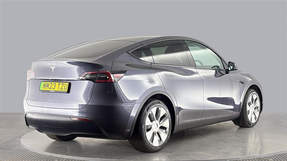 TESLA MODEL Y Image 5
