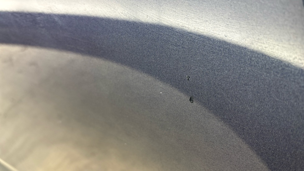 TESLA MODEL Y chip and dent