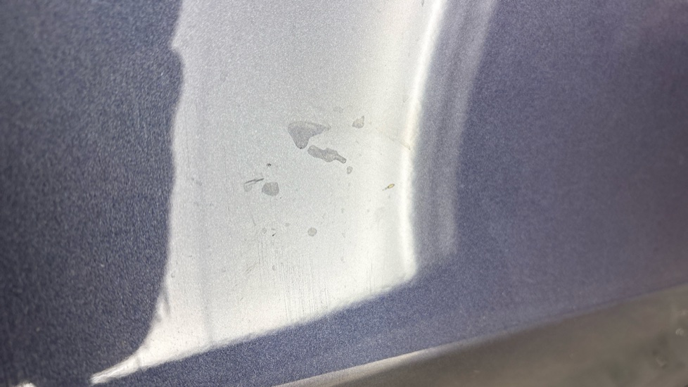TESLA MODEL Y scratch