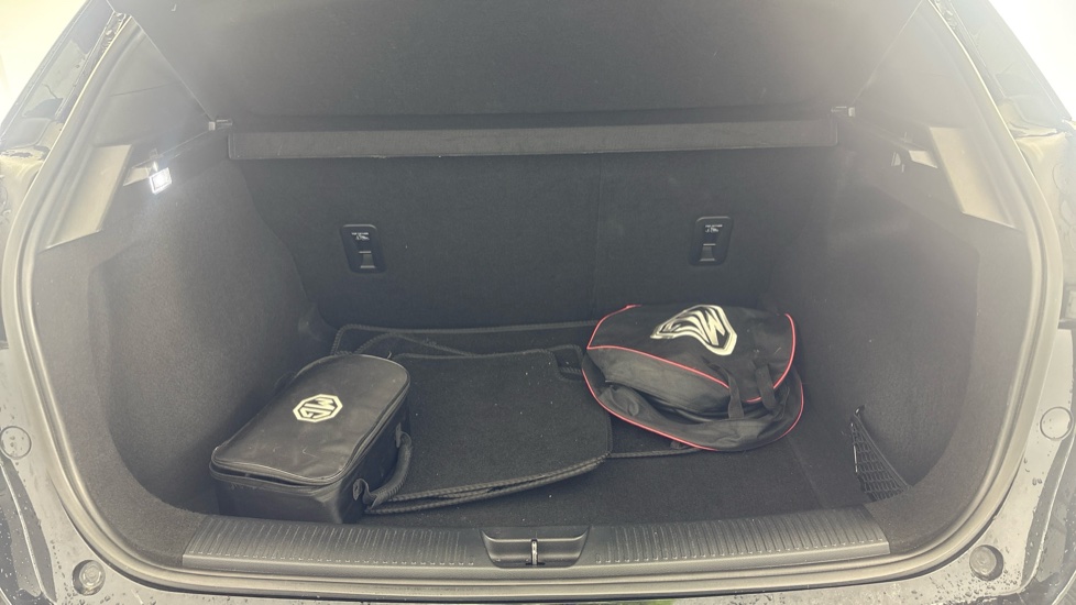 MG MOTOR UK MG4 HATCHBACK 125kW SE EV 51kWh 5dr Auto