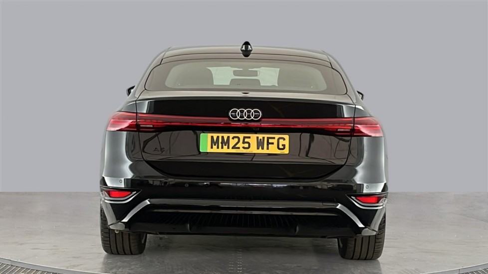 AUDI A6 Image 4