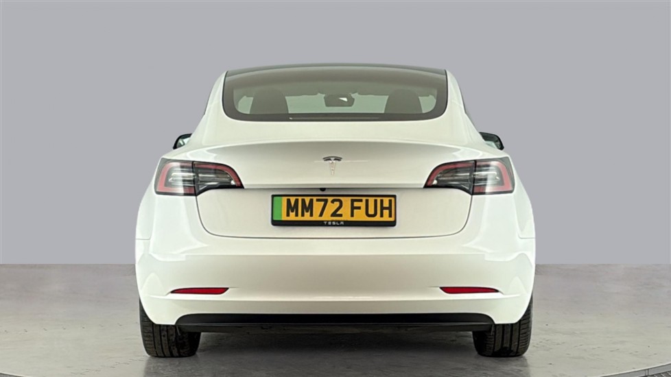 TESLA MODEL 3 Image 4