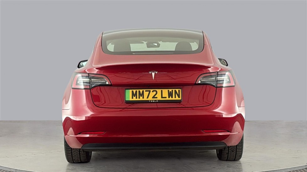 TESLA MODEL 3 Image 4