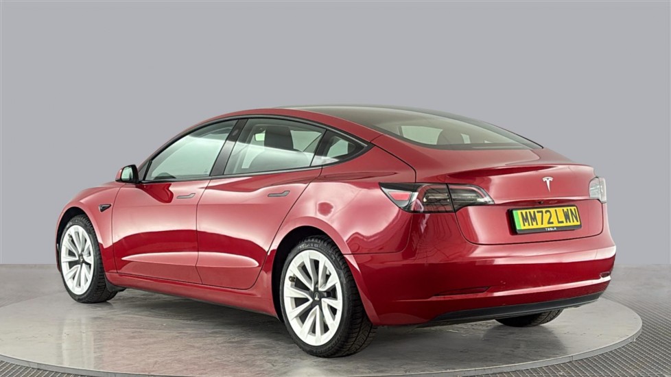TESLA MODEL 3 Image 3