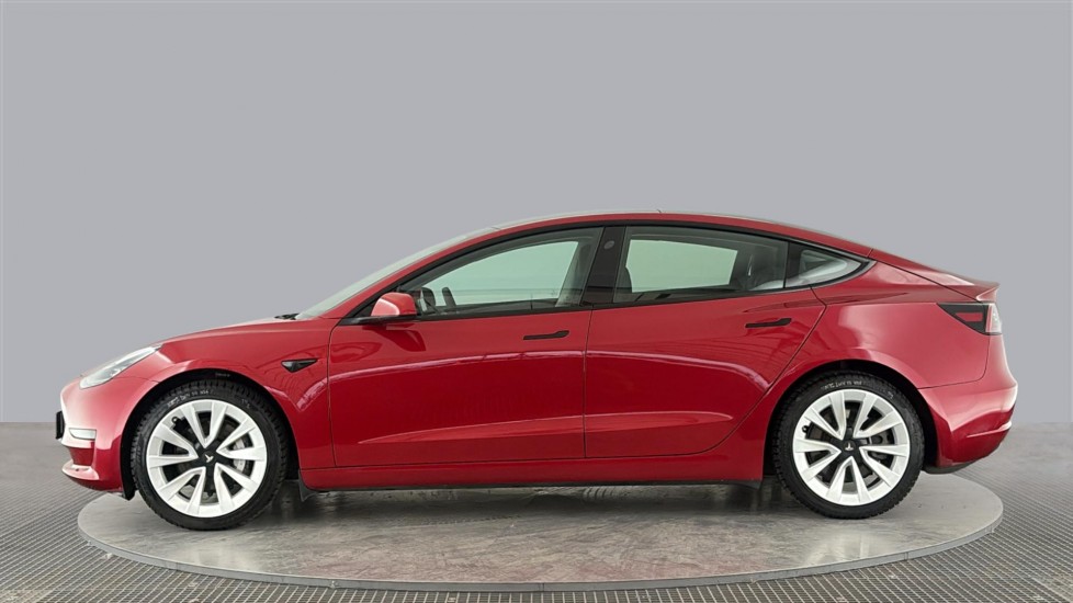 TESLA MODEL 3 Image 2