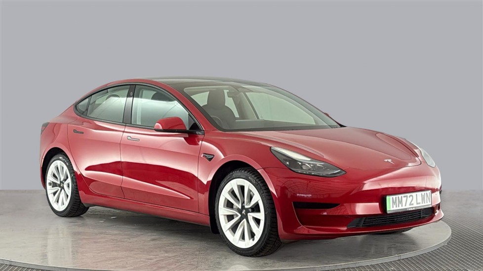 TESLA MODEL 3 Image 7