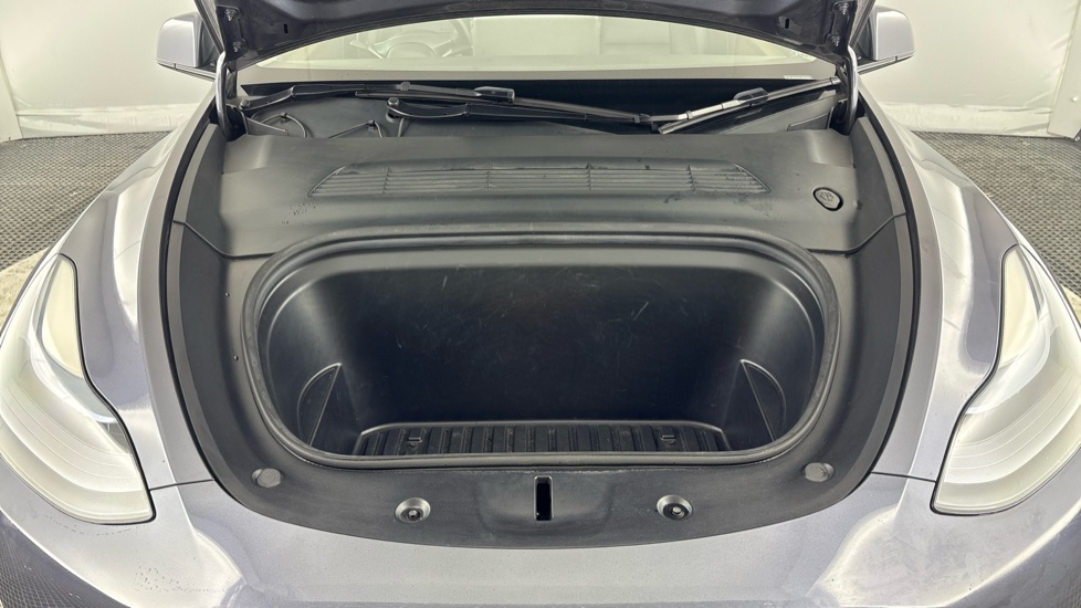 TESLA MODEL Y HATCHBACK Performance AWD 5dr Auto