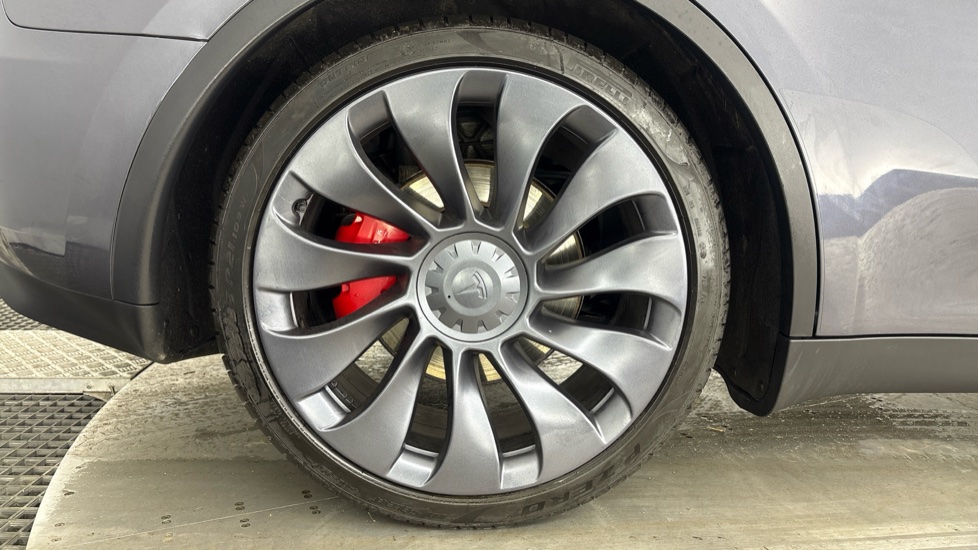 TESLA MODEL Y HATCHBACK Performance AWD 5dr Auto