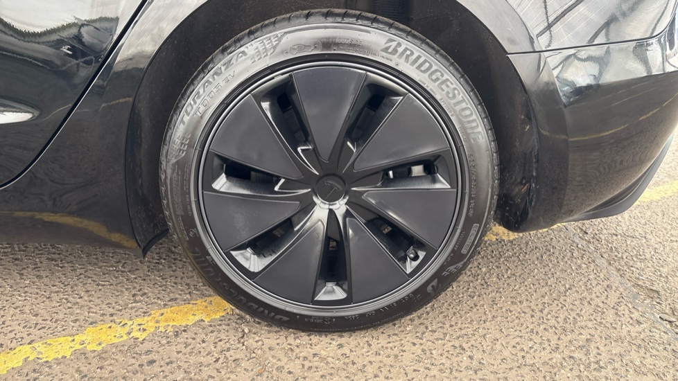 TESLA MODEL 3 SALOON Long Range AWD 4dr Auto