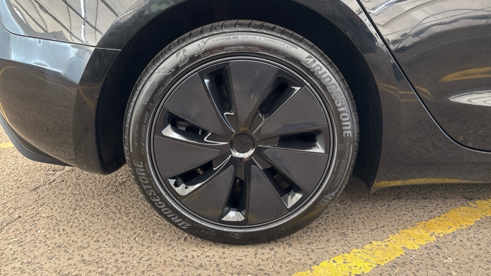 TESLA MODEL 3 SALOON Long Range AWD 4dr Auto