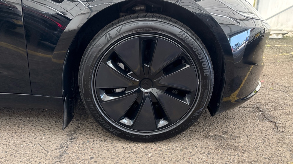 TESLA MODEL 3 SALOON Long Range AWD 4dr Auto