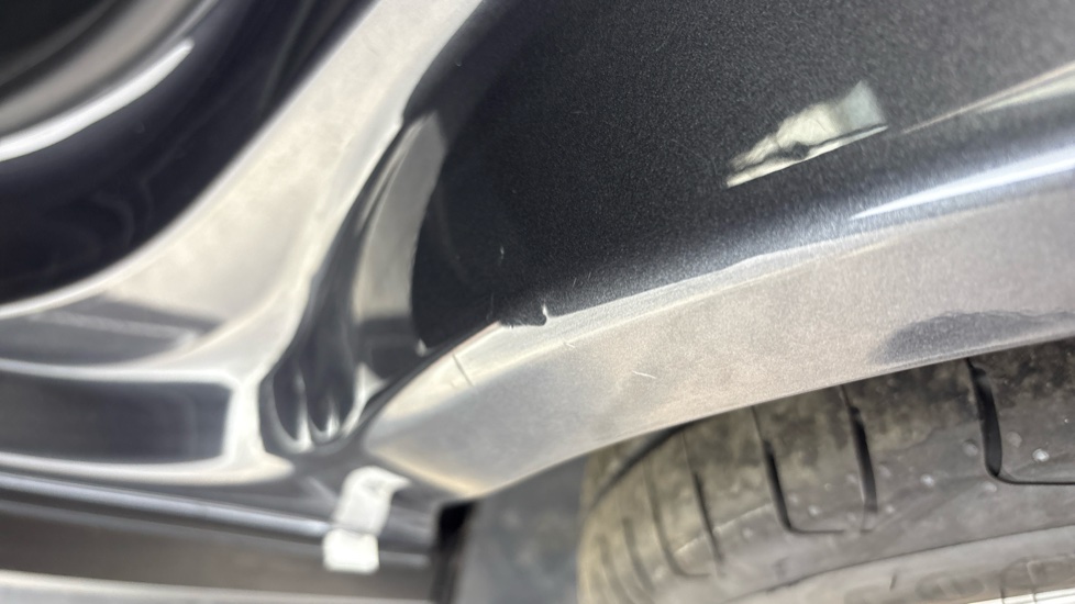 MG MG4 Dent and scratches