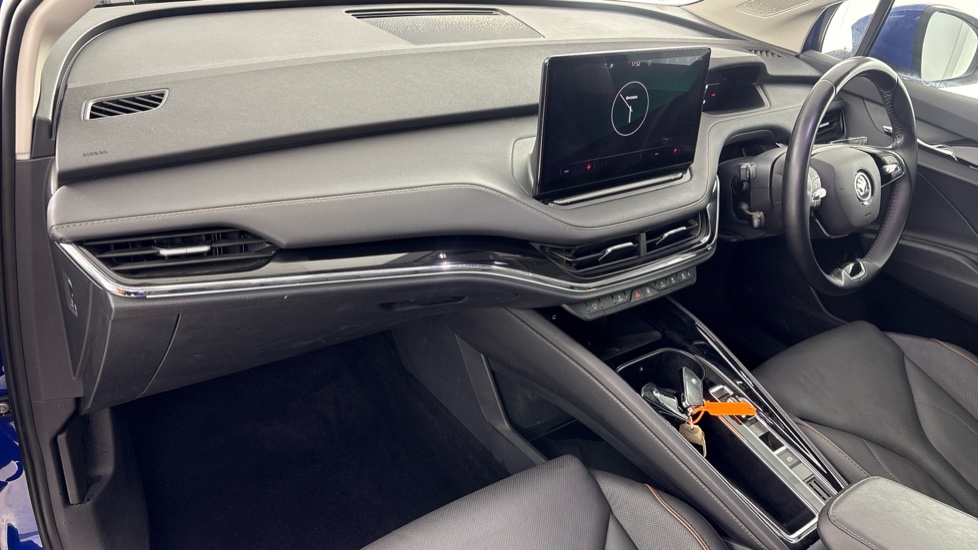 SKODA ENYAQ Image 10
