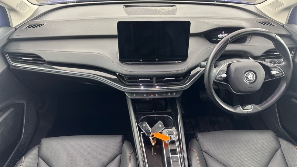 SKODA ENYAQ Image 11