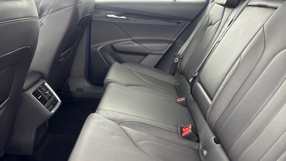 SKODA ENYAQ IV ESTATE 132kW 60 Suite 62kWh 5dr Auto [120kW]