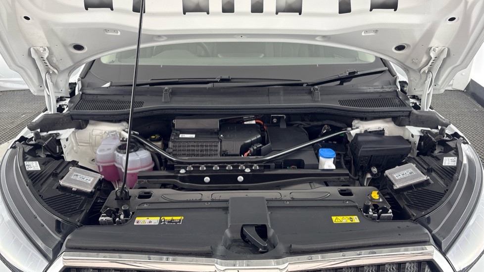 SKODA ENYAQ Image 16