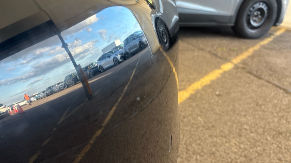 TESLA MODEL Y HATCHBACK Long Range AWD 5dr Auto