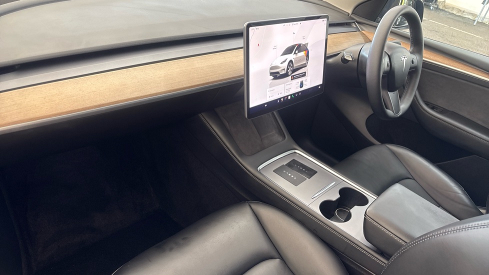 TESLA MODEL Y HATCHBACK Long Range AWD 5dr Auto